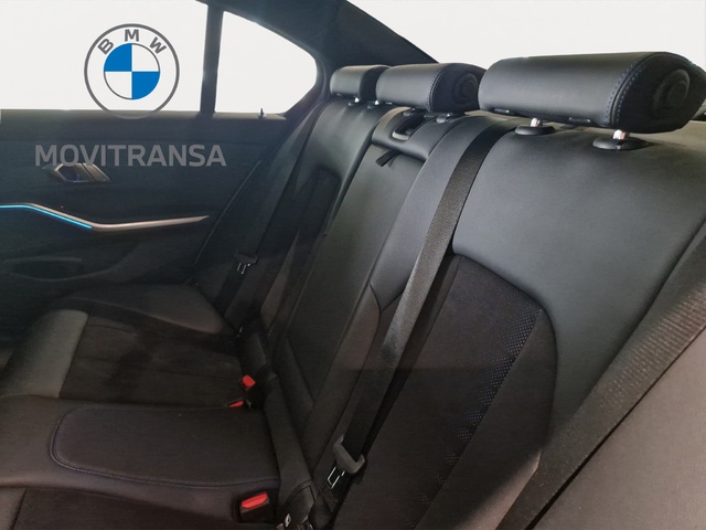 BMW Serie 3 318d color Gris. Año 2023. 110KW(150CV). Híbrido Electro/Diesel. En concesionario Movitransa Cars Huelva de Huelva
