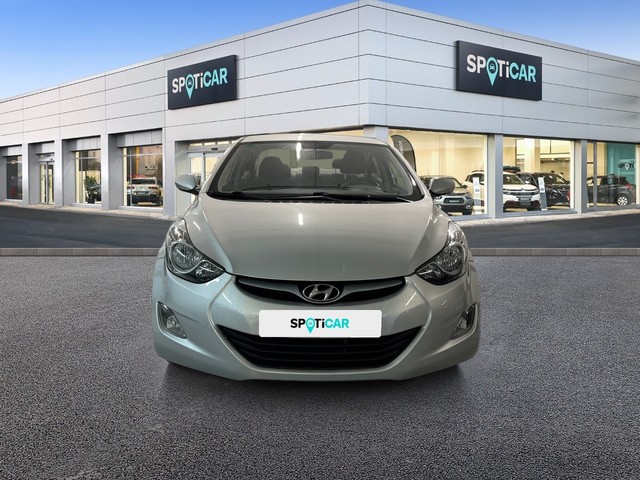 Hyundai Elantra 1.6 MPI Comfort 97 kW (132 CV)