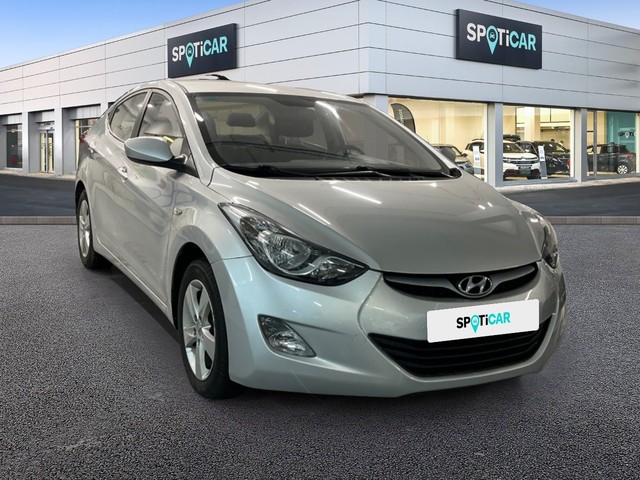 Hyundai Elantra 1.6 MPI Comfort 97 kW (132 CV)