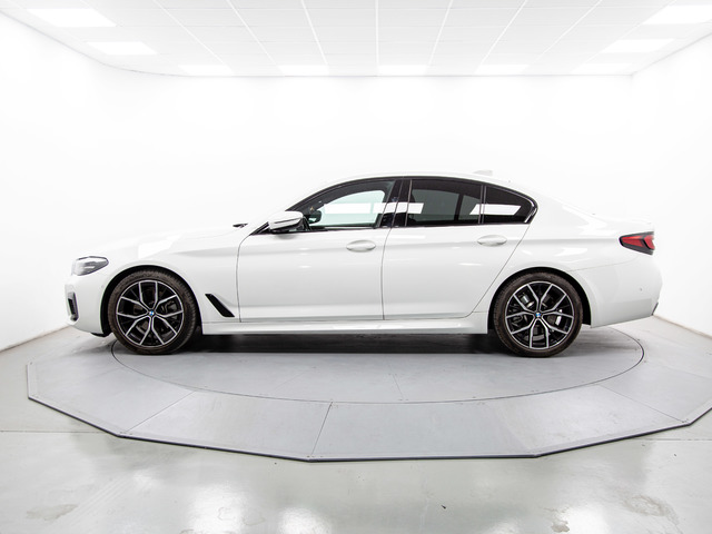BMW Serie 5 520i color Blanco. Año 2021. 135KW(184CV). Gasolina. En concesionario Móvil Begar Alicante de Alicante
