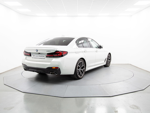 BMW Serie 5 520i color Blanco. Año 2021. 135KW(184CV). Gasolina. En concesionario Móvil Begar Alicante de Alicante