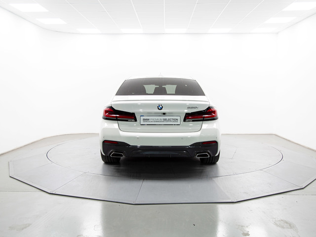 BMW Serie 5 520i color Blanco. Año 2021. 135KW(184CV). Gasolina. En concesionario Móvil Begar Alicante de Alicante
