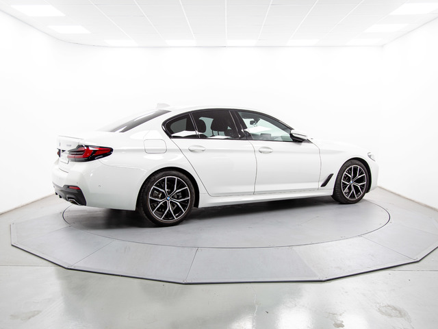 BMW Serie 5 520i color Blanco. Año 2021. 135KW(184CV). Gasolina. En concesionario Móvil Begar Alicante de Alicante