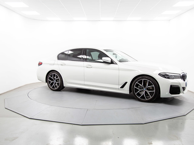 BMW Serie 5 520i color Blanco. Año 2021. 135KW(184CV). Gasolina. En concesionario Móvil Begar Alicante de Alicante