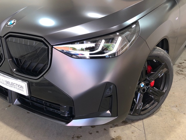 BMW X3 xDrive20d color Gris. Año 2024. 145KW(197CV). Diésel. En concesionario Movilnorte El Plantio de Madrid