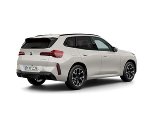Fotos de BMW X3 xDrive20d color Gris. Año 2024. 145KW(197CV). Diésel. En concesionario Movilnorte El Plantio de Madrid