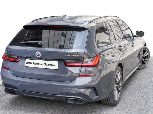 BMW Serie 3 M340i Touring color Gris. Año 2022. 275KW(374CV). Gasolina. En concesionario Caetano Cuzco Raimundo Fernandez Villaverde, 45 de Madrid