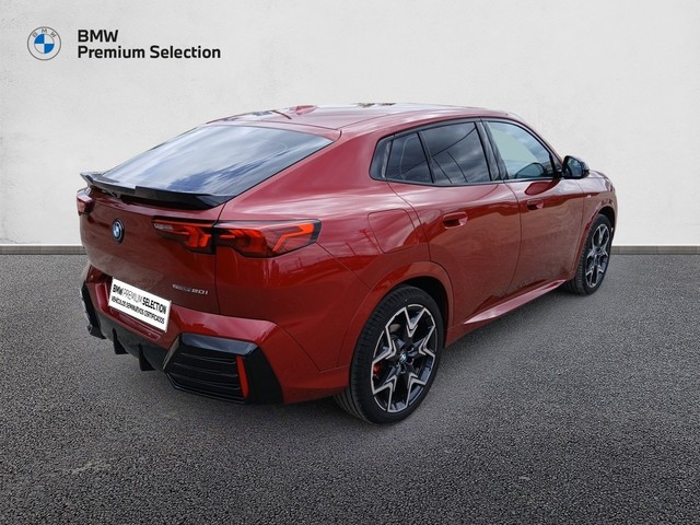 BMW X2 sDrive20i color Rojo. Año 2024. 125KW(170CV). Gasolina. En concesionario Adler Motor S.L. TOLEDO de Toledo