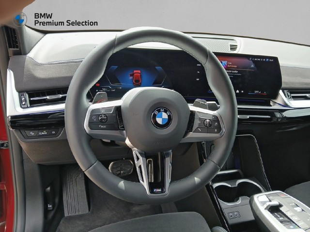 BMW X2 sDrive20i color Rojo. Año 2024. 125KW(170CV). Gasolina. En concesionario Adler Motor S.L. TOLEDO de Toledo