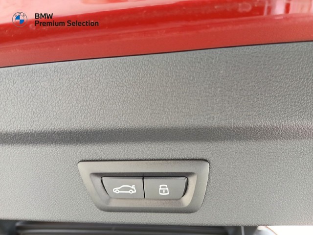 BMW X2 sDrive20i color Rojo. Año 2024. 125KW(170CV). Gasolina. En concesionario Adler Motor S.L. TOLEDO de Toledo