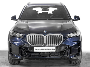 Fotos de BMW X5 xDrive40i color Negro. Año 2025. 280KW(381CV). Gasolina. En concesionario Caetano Cuzco, Salvatierra de Madrid