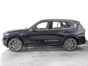 Fotos de BMW X5 xDrive40i color Negro. Año 2025. 280KW(381CV). Gasolina. En concesionario Caetano Cuzco, Salvatierra de Madrid