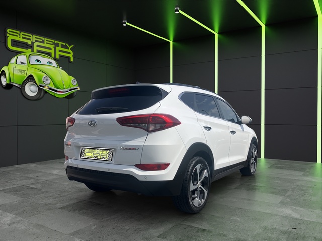 Hyundai Tucson 1.7 CRDI BlueDrive Tecno DT 4x2 104 kW (141 CV)