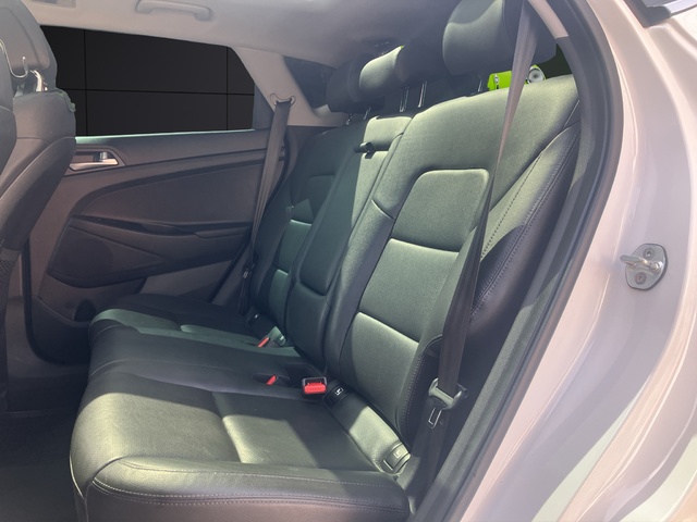 Hyundai Tucson 1.7 CRDI BlueDrive Tecno DT 4x2 104 kW (141 CV)