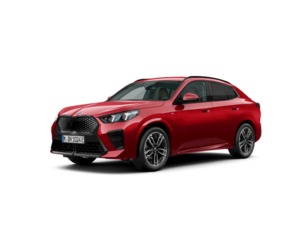 Fotos de BMW iX2 eDrive20 color Rojo. Año 2024. 150KW(204CV). Eléctrico. En concesionario Motri Motor Jaén de Jaén