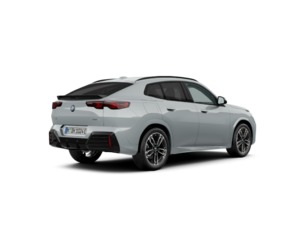 Fotos de BMW iX2 eDrive20 color Gris. Año 2024. 150KW(204CV). Eléctrico. En concesionario Motri Motor Jaén de Jaén