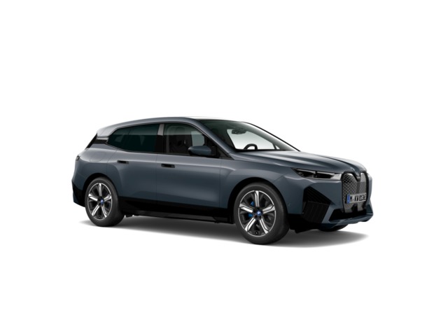 BMW iX xDrive50 color Gris. Año 2024. 385KW(523CV). Eléctrico. En concesionario Movilnorte El Plantio de Madrid