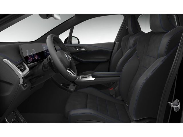 BMW Serie 2 230e Active Tourer color Negro. Año 2024. 240KW(326CV). Híbrido Electro/Gasolina. En concesionario Movilnorte El Carralero de Madrid