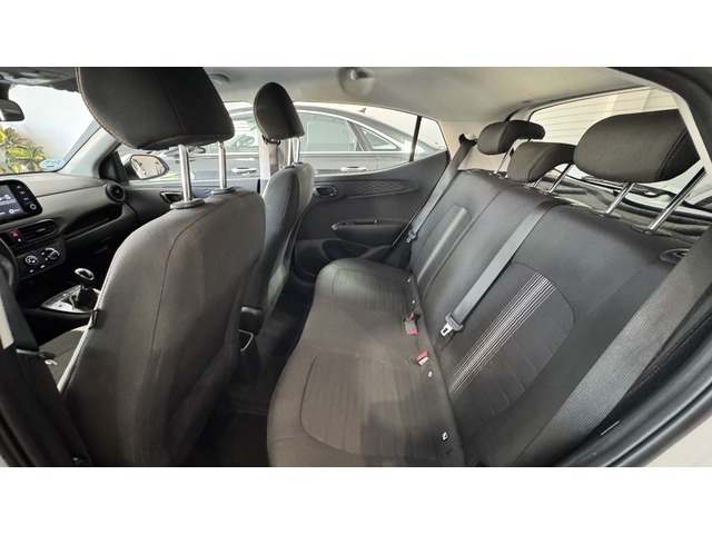 Hyundai i10 1.0 Klass AT 49 kW (67 CV)