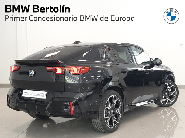 BMW X2 sDrive18d color Negro. Año 2025. 110KW(150CV). Diésel. En concesionario Automoviles Bertolin S.L. de Valencia