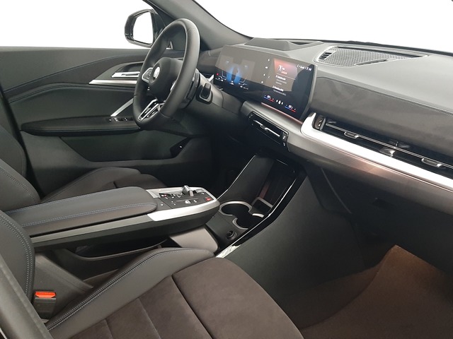 BMW X2 sDrive18d color Negro. Año 2025. 110KW(150CV). Diésel. En concesionario Automoviles Bertolin S.L. de Valencia