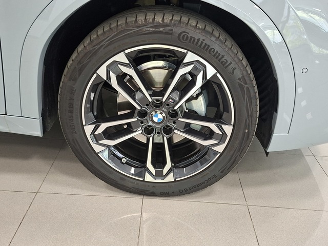 BMW X2 sDrive20d color Gris. Año 2025. 120KW(163CV). Diésel. En concesionario Automoviles Bertolin S.L. de Valencia
