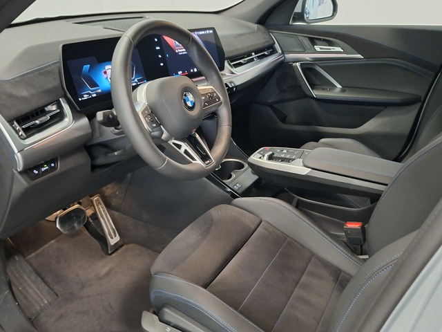 BMW X2 sDrive20d color Gris. Año 2025. 120KW(163CV). Diésel. En concesionario Automoviles Bertolin S.L. de Valencia