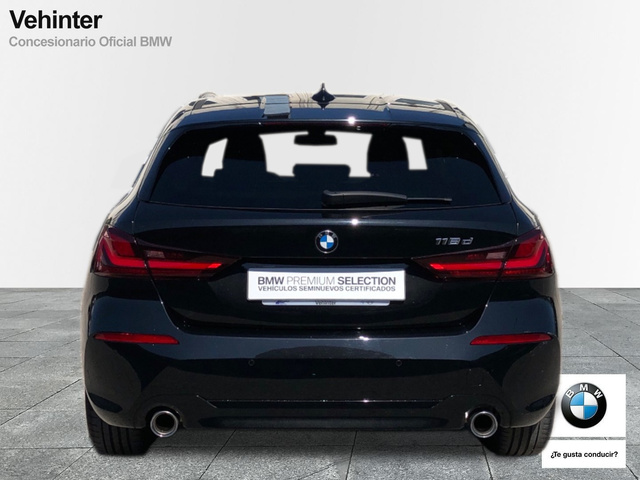 BMW Serie 1 118d color Negro. Año 2022. 110KW(150CV). Diésel. En concesionario Vehinter Getafe de Madrid