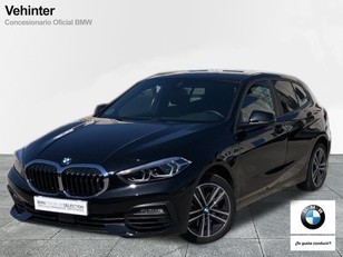 Fotos de BMW Serie 1 118d color Negro. Año 2022. 110KW(150CV). Diésel. En concesionario Vehinter Getafe de Madrid