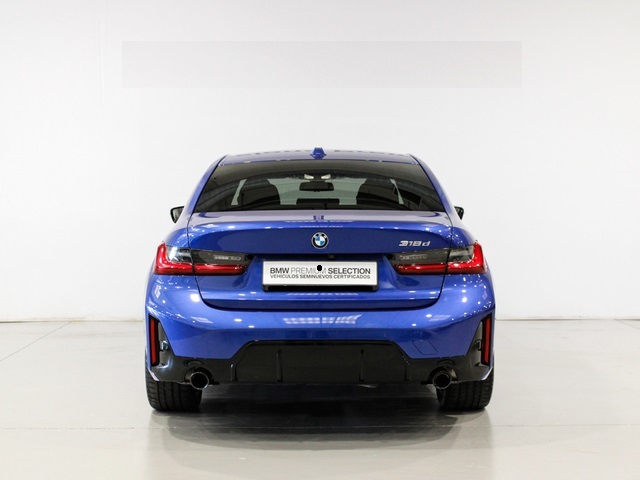 BMW Serie 3 318d color Azul. Año 2024. 110KW(150CV). Diésel. En concesionario CARTAGENA PREMIUM S.L. de Murcia