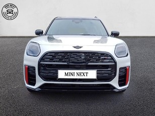 Fotos de MINI Countryman John Cooper Works ALL4 221 kW (301 CV)
