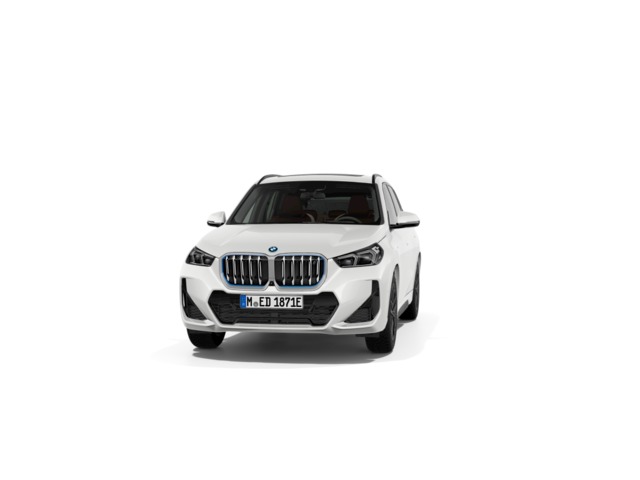 BMW iX1 xDrive30 color Blanco. Año 2023. 230KW(313CV). Eléctrico. En concesionario Oliva Motor Girona de Girona