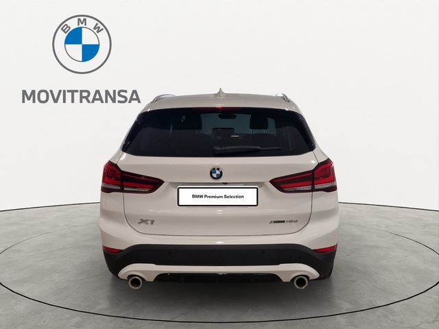 BMW X1 xDrive18d color Blanco. Año 2021. 110KW(150CV). Diésel. En concesionario Movitransa Cars Huelva de Huelva