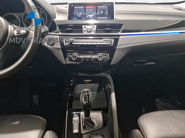 BMW X1 xDrive18d color Blanco. Año 2021. 110KW(150CV). Diésel. En concesionario Movitransa Cars Huelva de Huelva