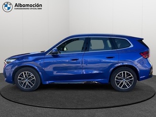 Fotos de BMW iX1 eDrive20 color Azul. Año 2024. 150KW(204CV). Eléctrico. En concesionario Albamocion S.L. ALBACETE de Albacete
