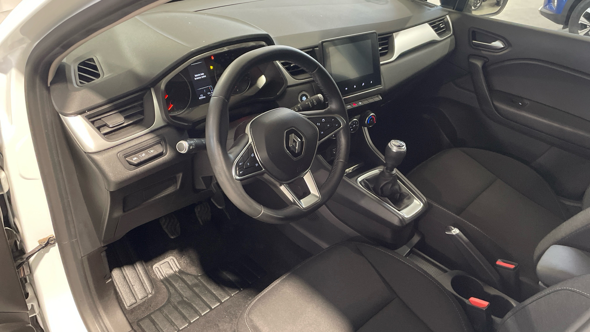 Renault Captur TCe 140 Micro Híbrido - 8