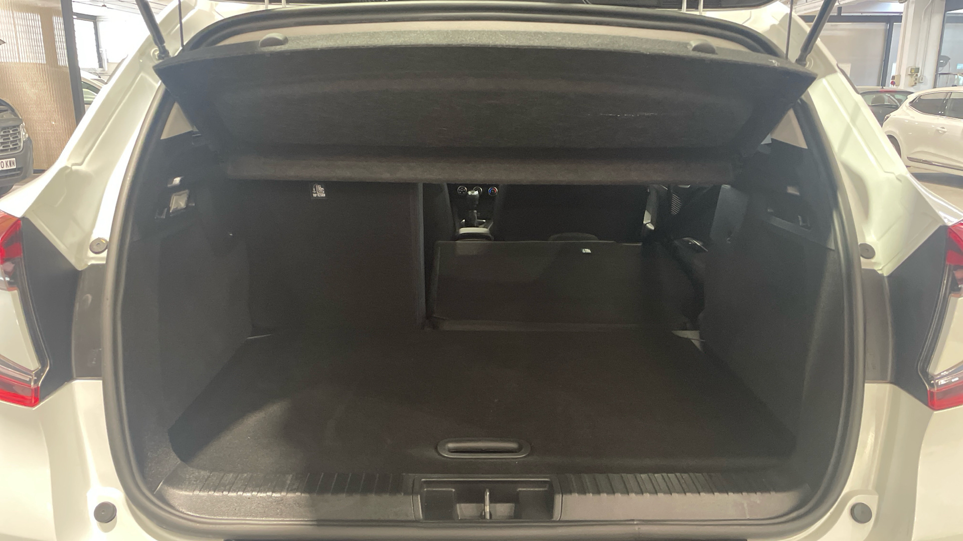 Renault Captur TCe 140 Micro Híbrido - 10