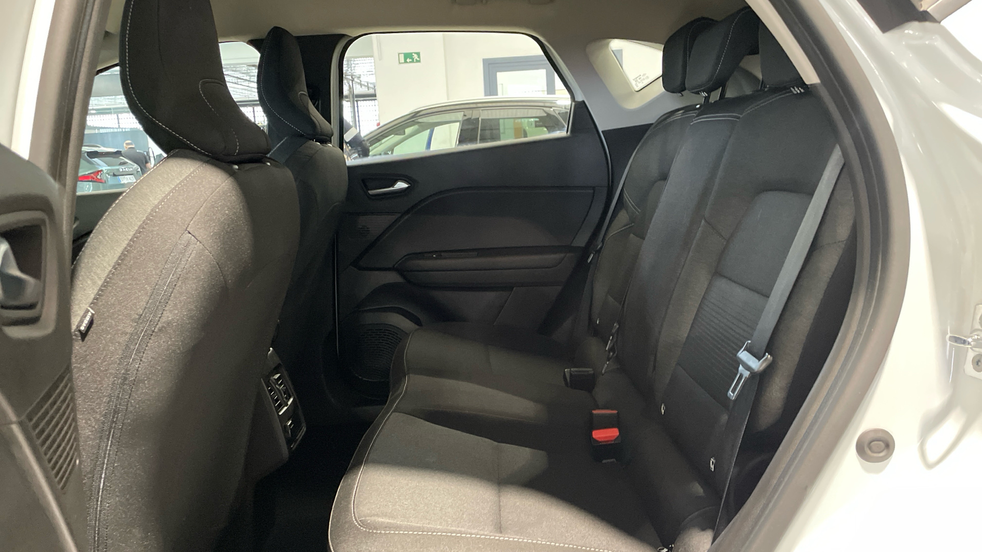 Renault Captur TCe 140 Micro Híbrido - 12