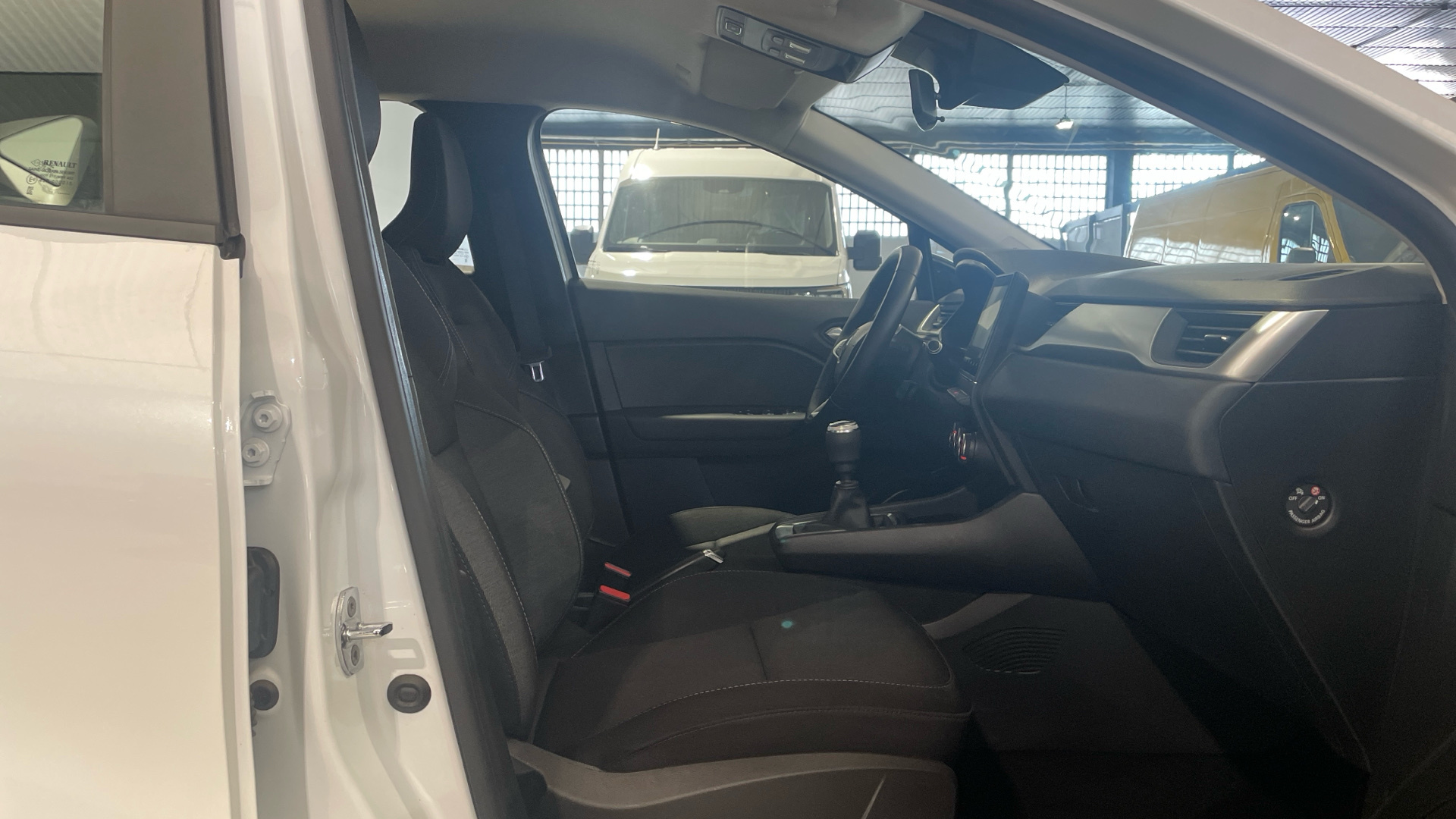 Renault Captur TCe 140 Micro Híbrido - 13