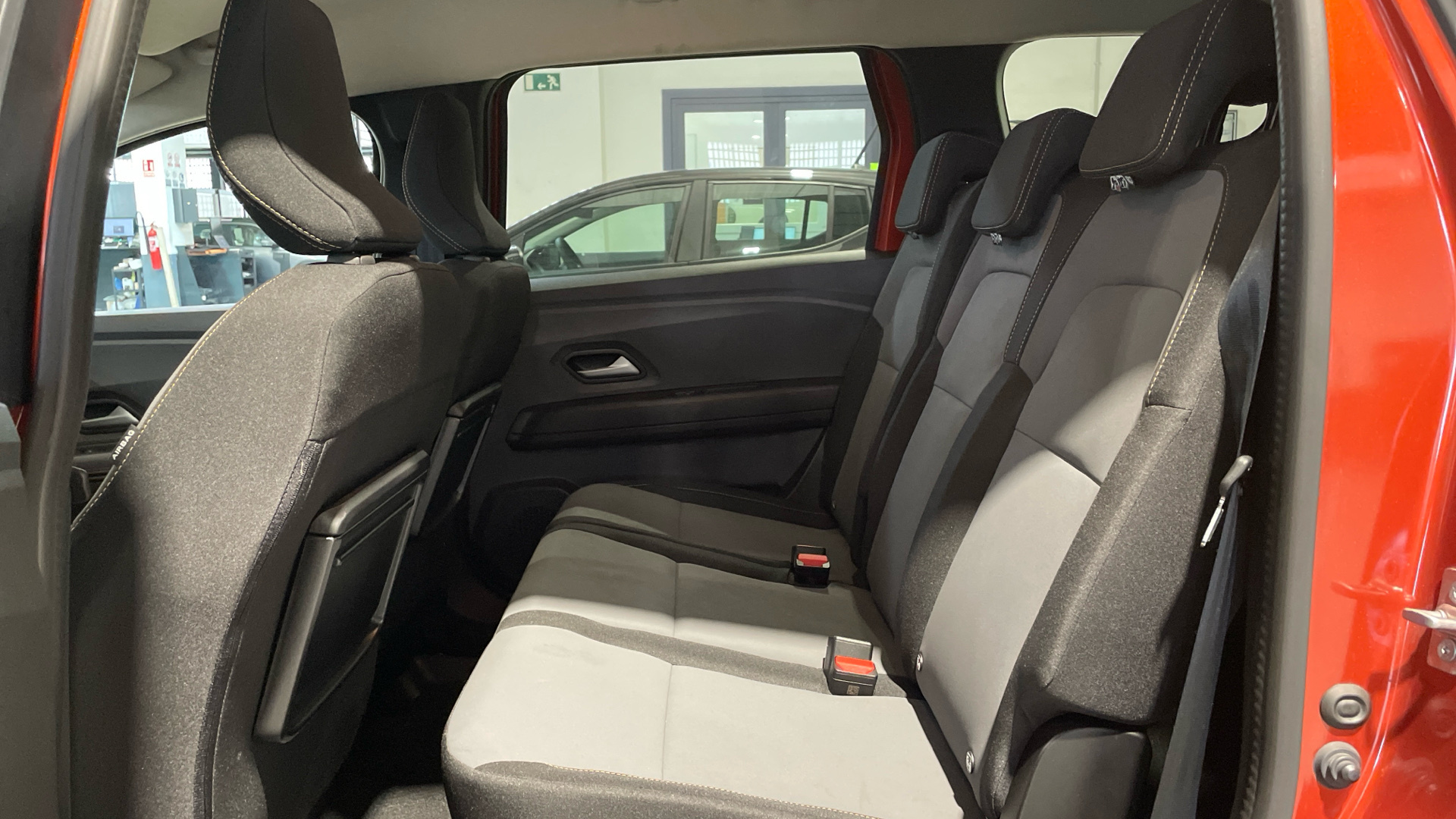 Dacia Jogger ECO-G 100 - 12