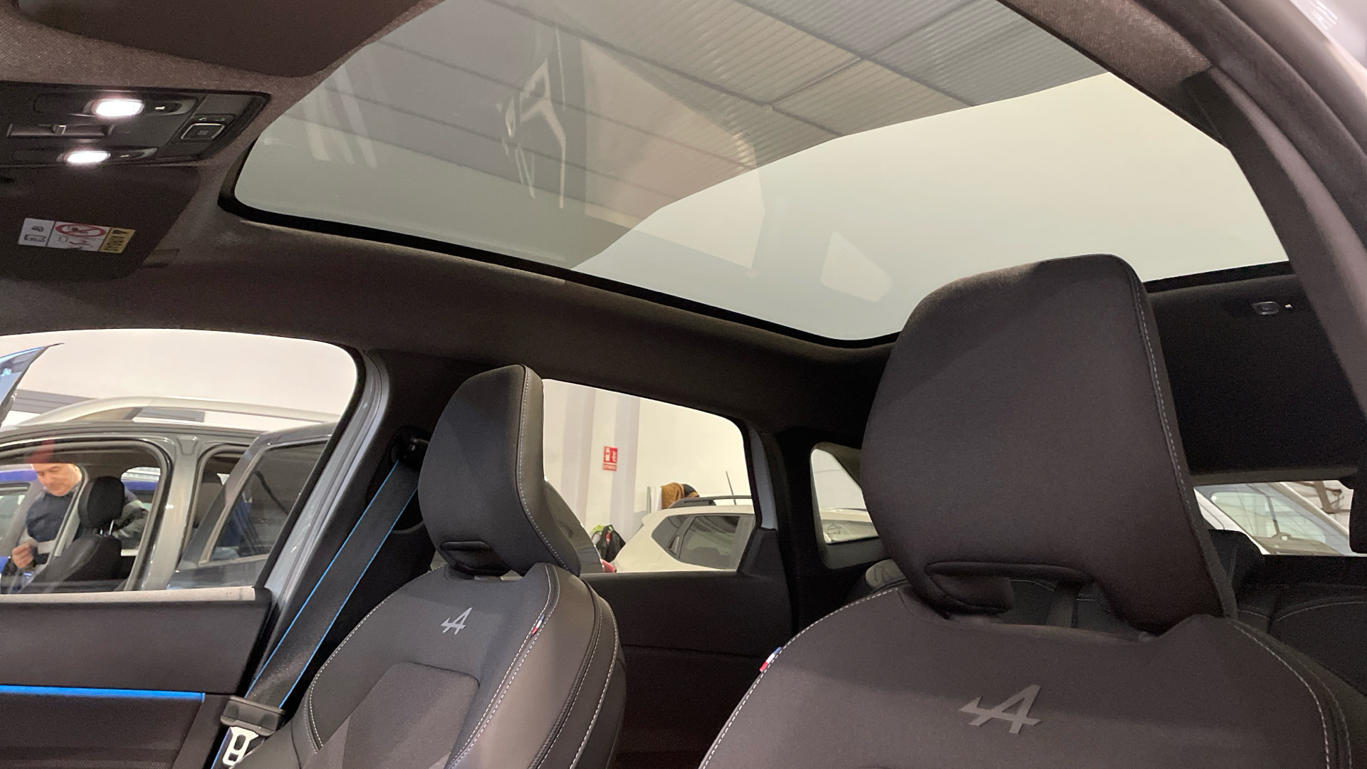 Renault Symbioz E-Tech 145 - 24