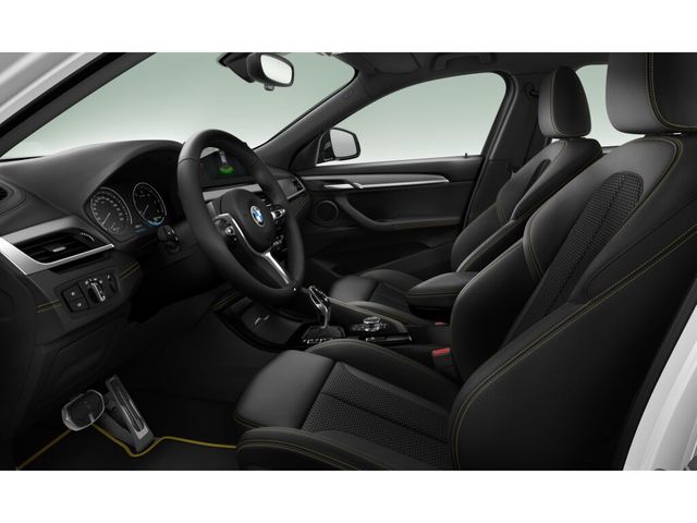 BMW X2 xDrive25d color Blanco. Año 2021. 170KW(231CV). Diésel. En concesionario Movil Begar Alcoy de Alicante
