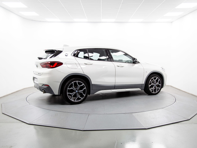BMW X2 xDrive25d color Blanco. Año 2021. 170KW(231CV). Diésel. En concesionario Móvil Begar Alicante de Alicante