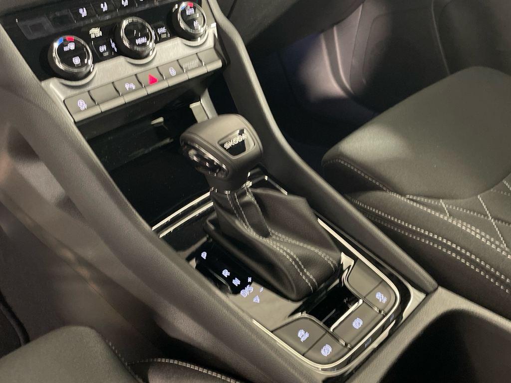 Skoda Karoq 1.5 TSI - 18