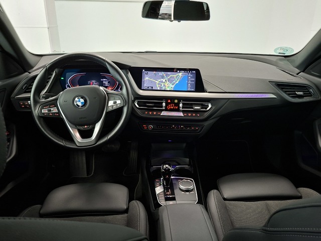 BMW Serie 2 218d Gran Coupe color Negro. Año 2024. 110KW(150CV). Diésel. En concesionario Automoviles Bertolin S.L. de Valencia