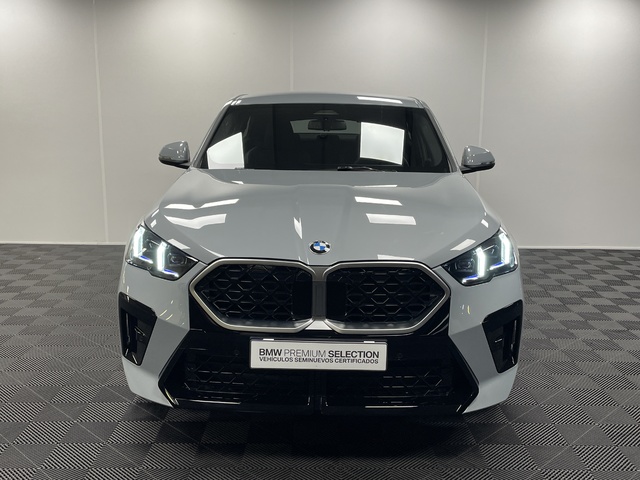 BMW X2 sDrive20i color Gris. Año 2025. 125KW(170CV). Gasolina. En concesionario Maberauto de Castellón