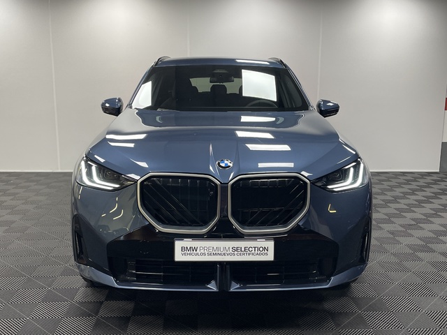 BMW X3 xDrive20d color Azul. Año 2025. 145KW(197CV). Diésel. En concesionario Maberauto de Castellón