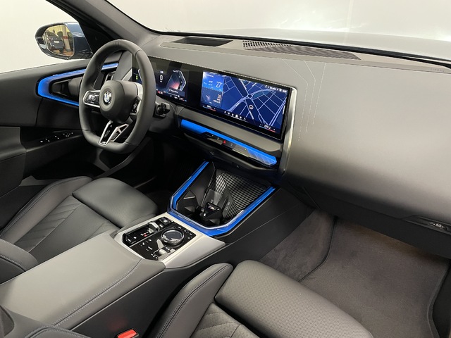 BMW X3 xDrive20d color Azul. Año 2025. 145KW(197CV). Diésel. En concesionario Maberauto de Castellón