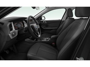 Fotos de BMW Serie 1 118i color Negro. Año 2022. 103KW(140CV). Gasolina. En concesionario San Pablo Motor | Su Eminencia de Sevilla