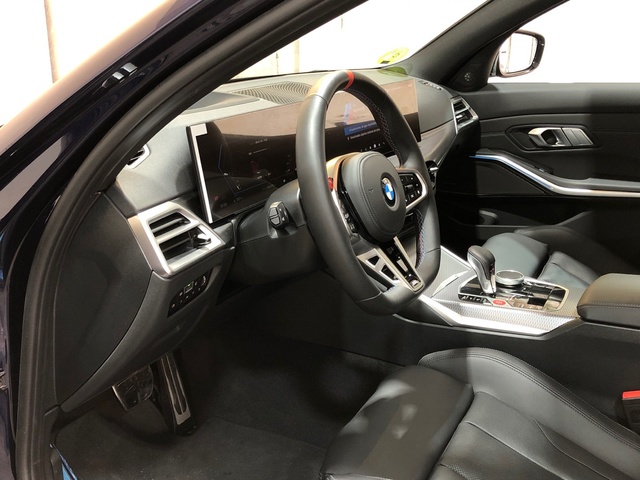 BMW M M3 Competition Touring color Azul. Año 2025. 390KW(530CV). Gasolina. En concesionario Movilnorte El Plantio de Madrid